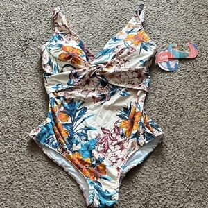 NWT As Rose Rich Womens Floral Swimwear
